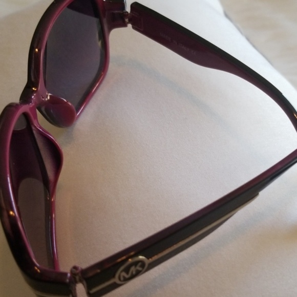 MICHAEL KORS.. sunglases - Picture 3 of 3